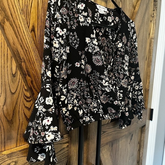 MILEY & molly flower crop S - Picture 6 of 9